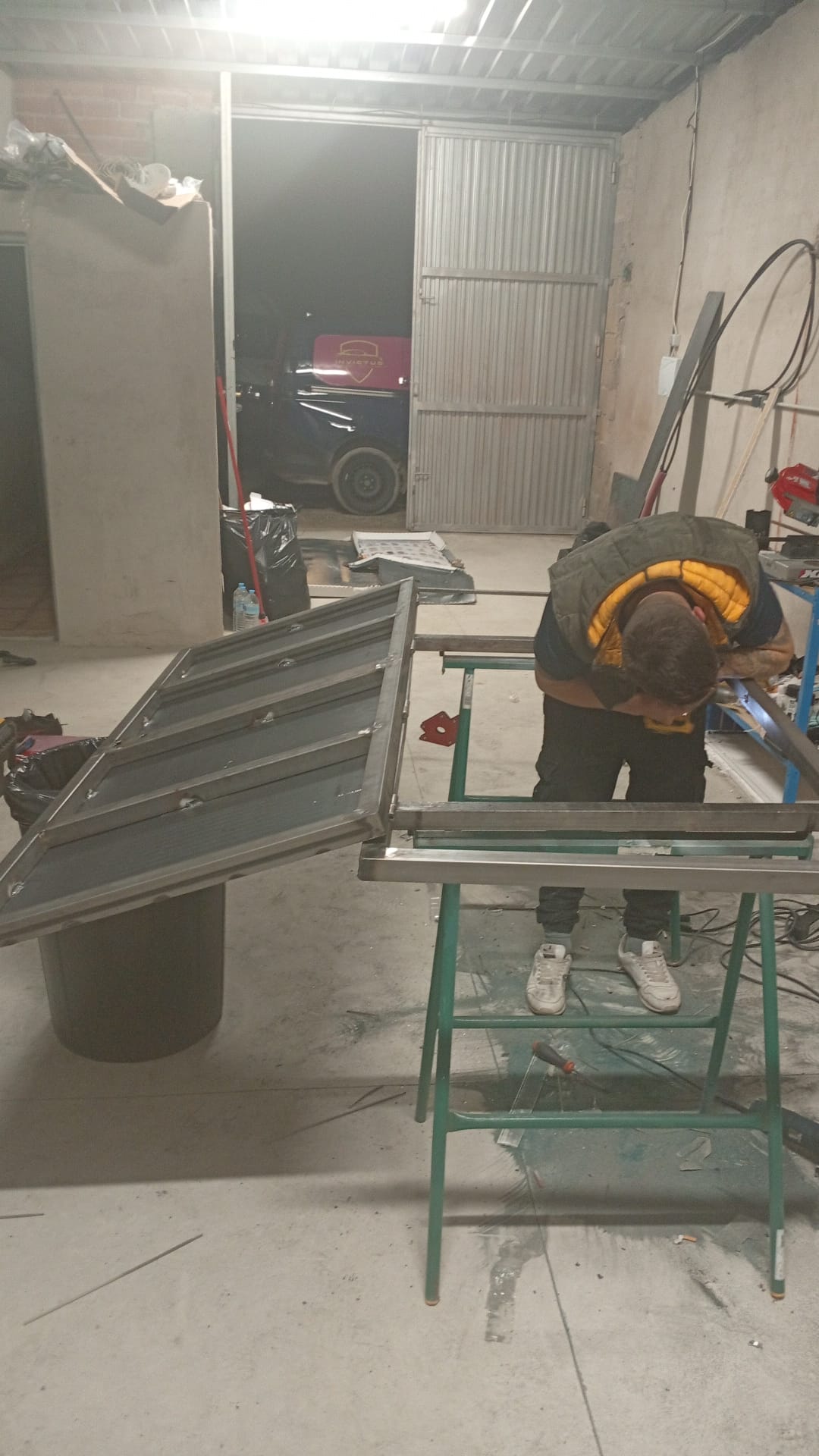 Trabajo de forja en el taller